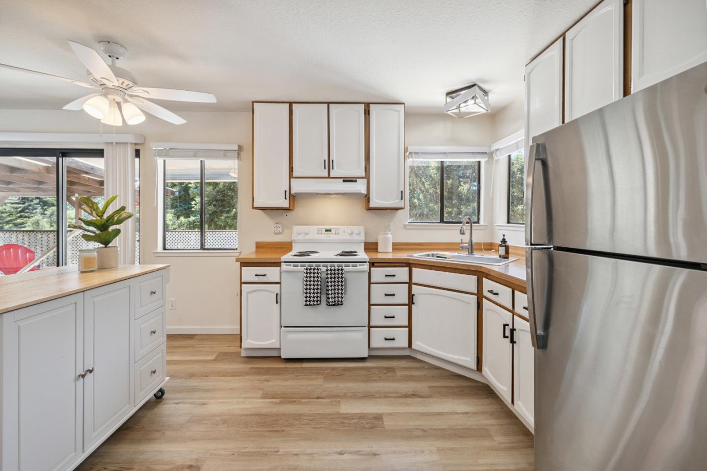 Detail Gallery Image 8 of 45 For 420 Midway Ranch Rd, Boulder Creek,  CA 95006 - 2 Beds | 1 Baths