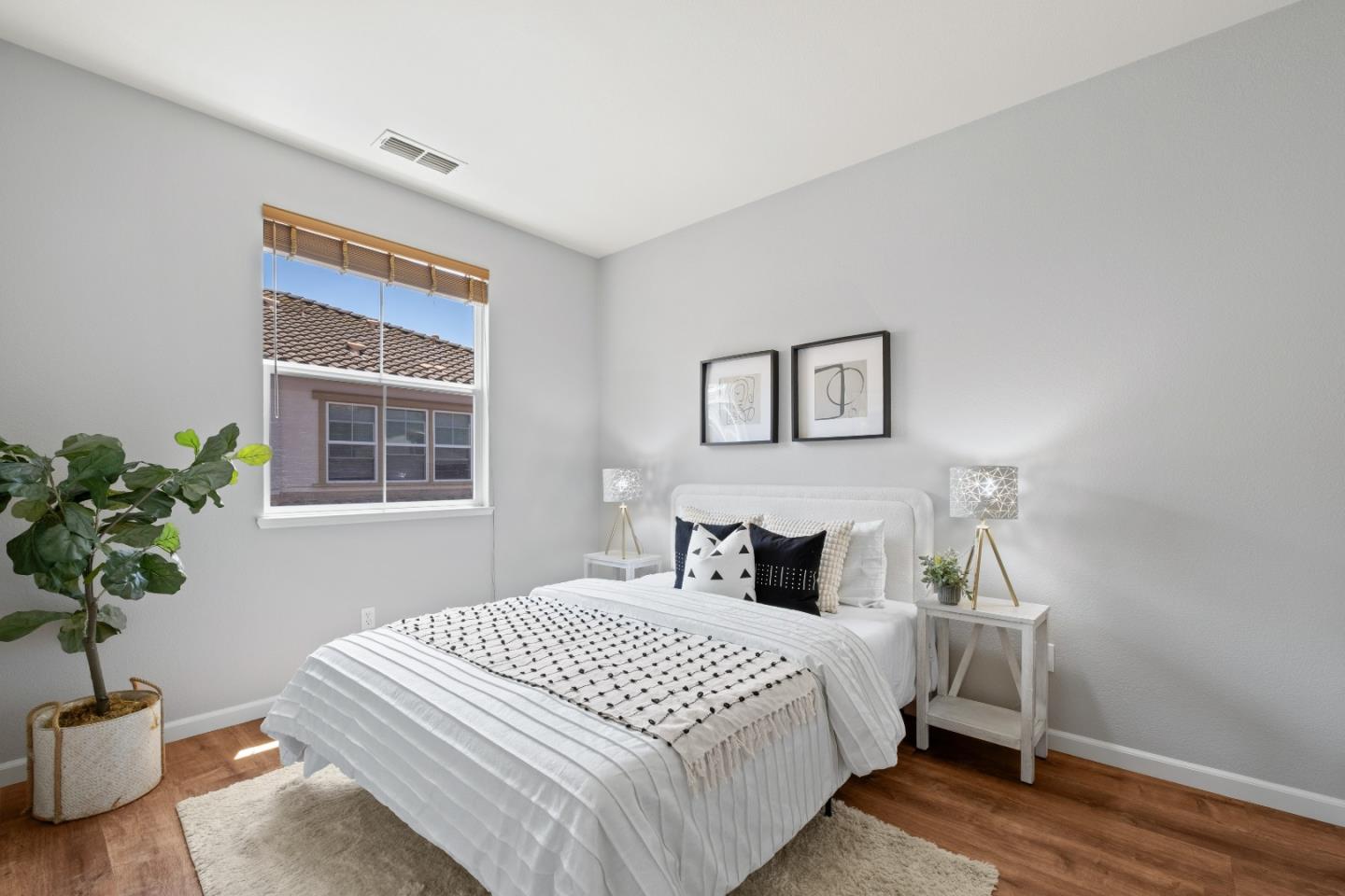 Detail Gallery Image 31 of 51 For 708 Grandview Ter, San Jose,  CA 95133 - 3 Beds | 3 Baths