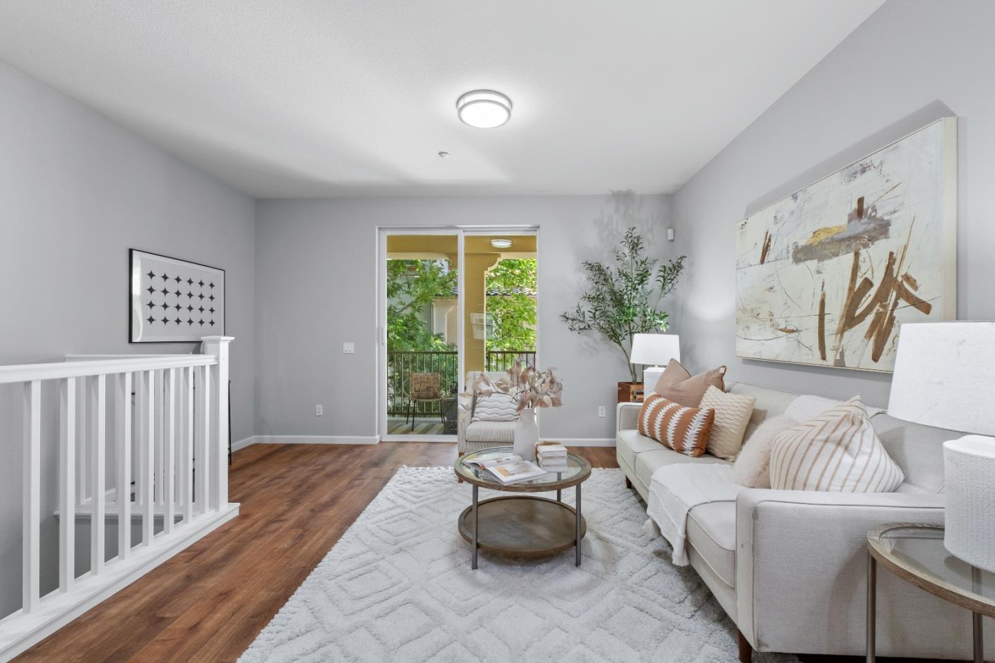 Detail Gallery Image 8 of 51 For 708 Grandview Ter, San Jose,  CA 95133 - 3 Beds | 3 Baths