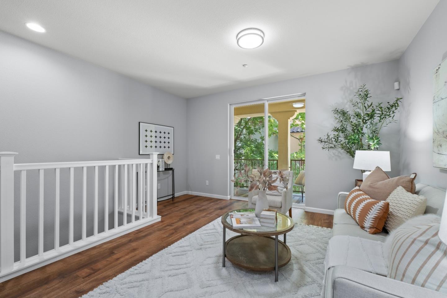 Detail Gallery Image 9 of 51 For 708 Grandview Ter, San Jose,  CA 95133 - 3 Beds | 3 Baths