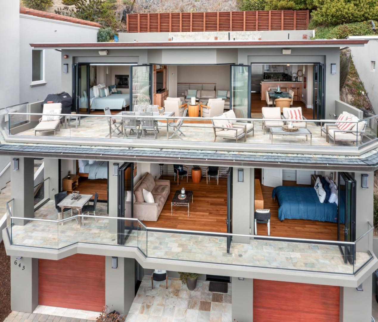 Detail Gallery Image 2 of 55 For 643 Beach Dr, Aptos,  CA 95003 - 3 Beds | 3/1 Baths