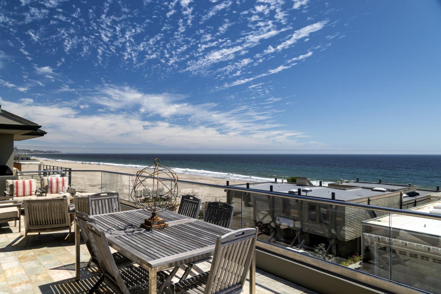 Detail Gallery Image 24 of 55 For 643 Beach Dr, Aptos,  CA 95003 - 3 Beds | 3/1 Baths