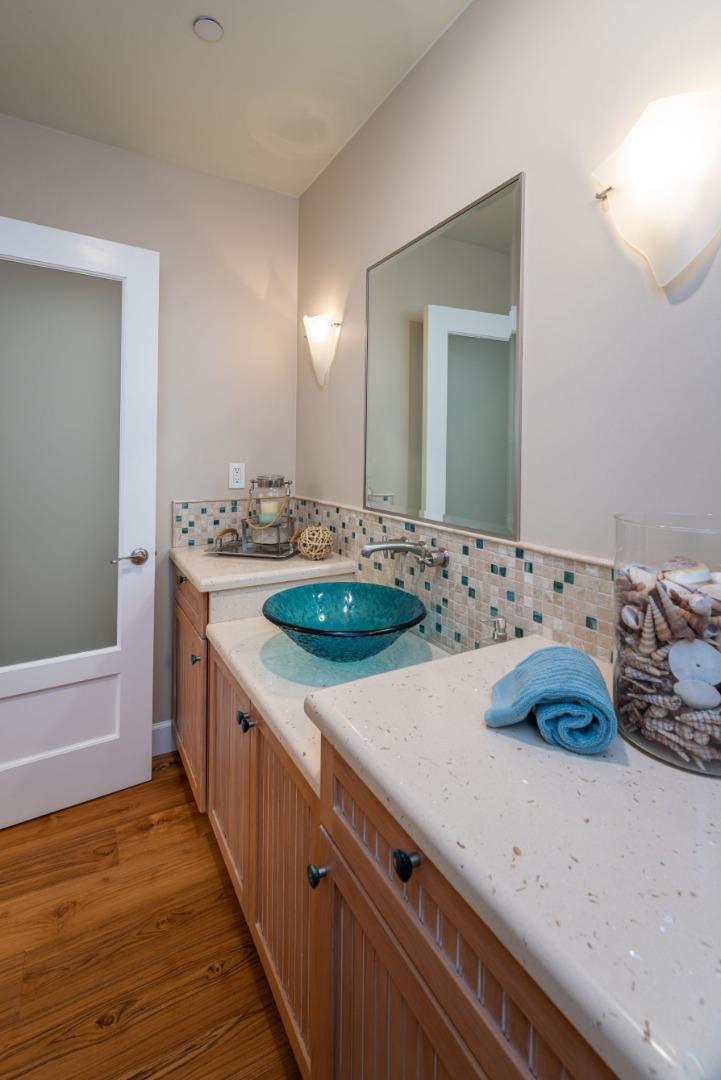 Detail Gallery Image 29 of 55 For 643 Beach Dr, Aptos,  CA 95003 - 3 Beds | 3/1 Baths