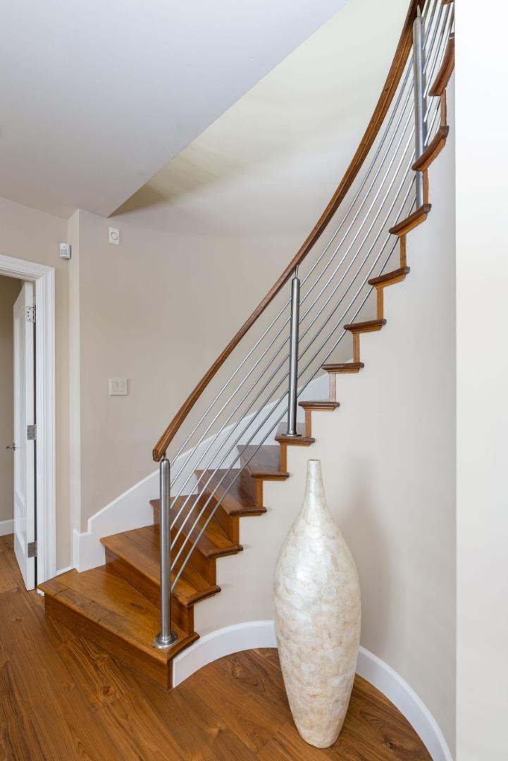 Detail Gallery Image 31 of 55 For 643 Beach Dr, Aptos,  CA 95003 - 3 Beds | 3/1 Baths