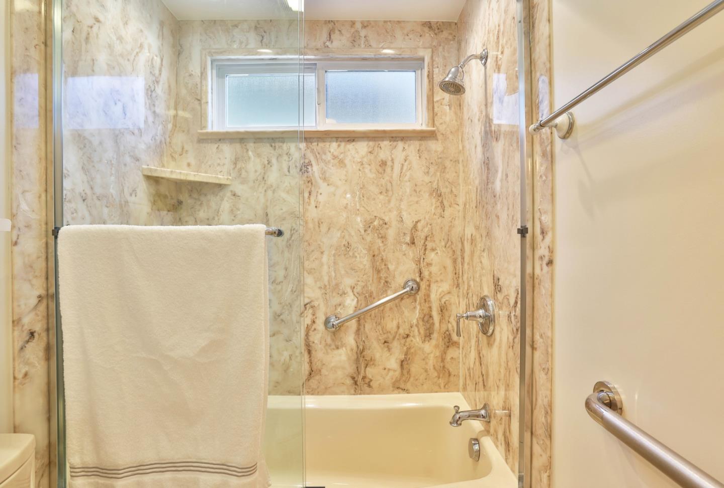 Detail Gallery Image 14 of 26 For 5860 Allen Ave, San Jose,  CA 95123 - 4 Beds | 2 Baths