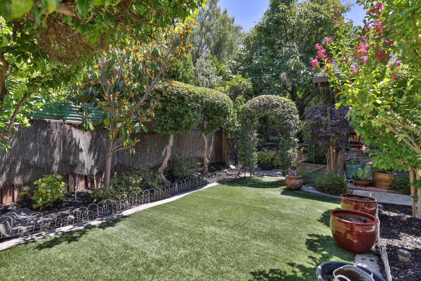 Detail Gallery Image 22 of 26 For 5860 Allen Ave, San Jose,  CA 95123 - 4 Beds | 2 Baths