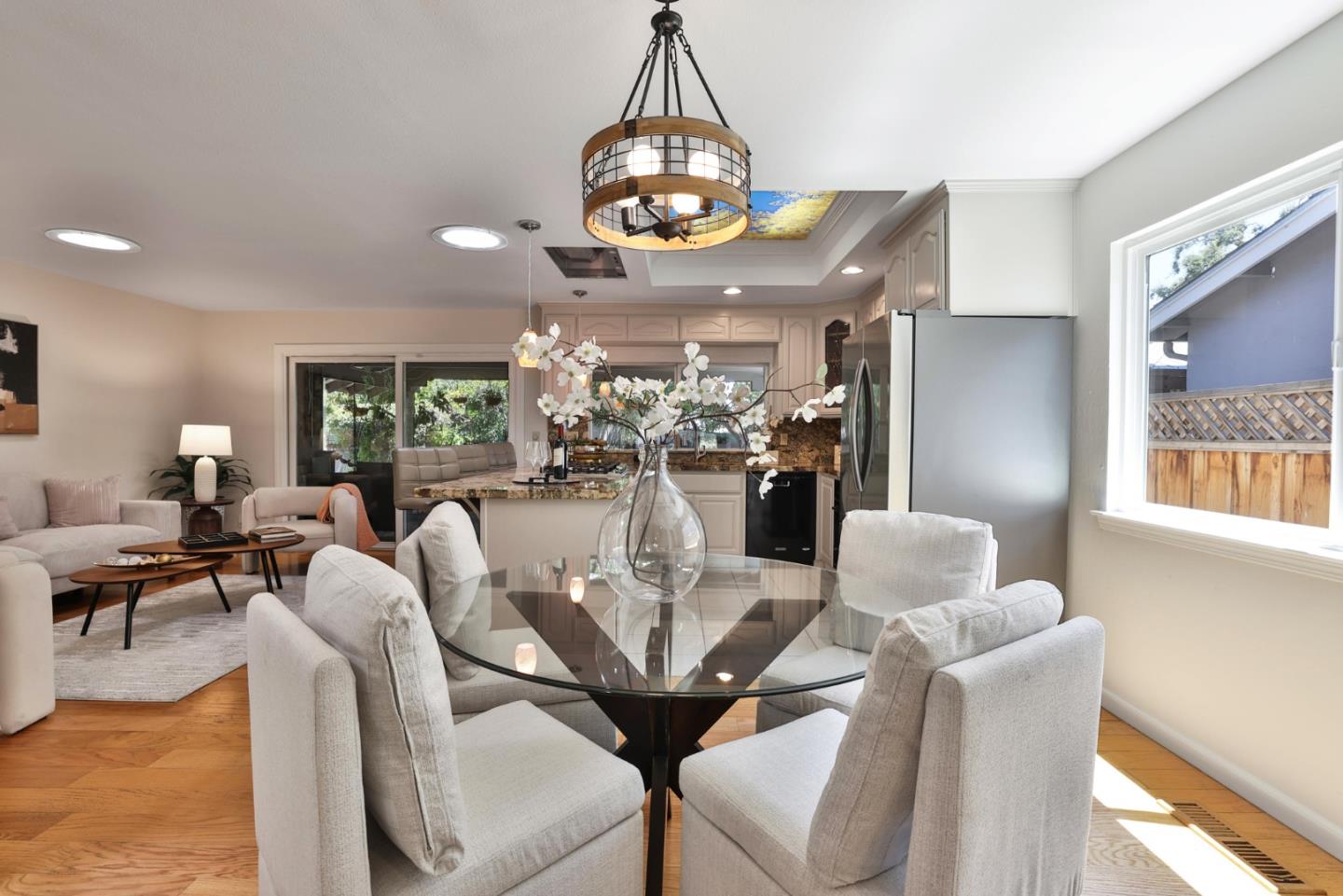 Detail Gallery Image 7 of 26 For 5860 Allen Ave, San Jose,  CA 95123 - 4 Beds | 2 Baths