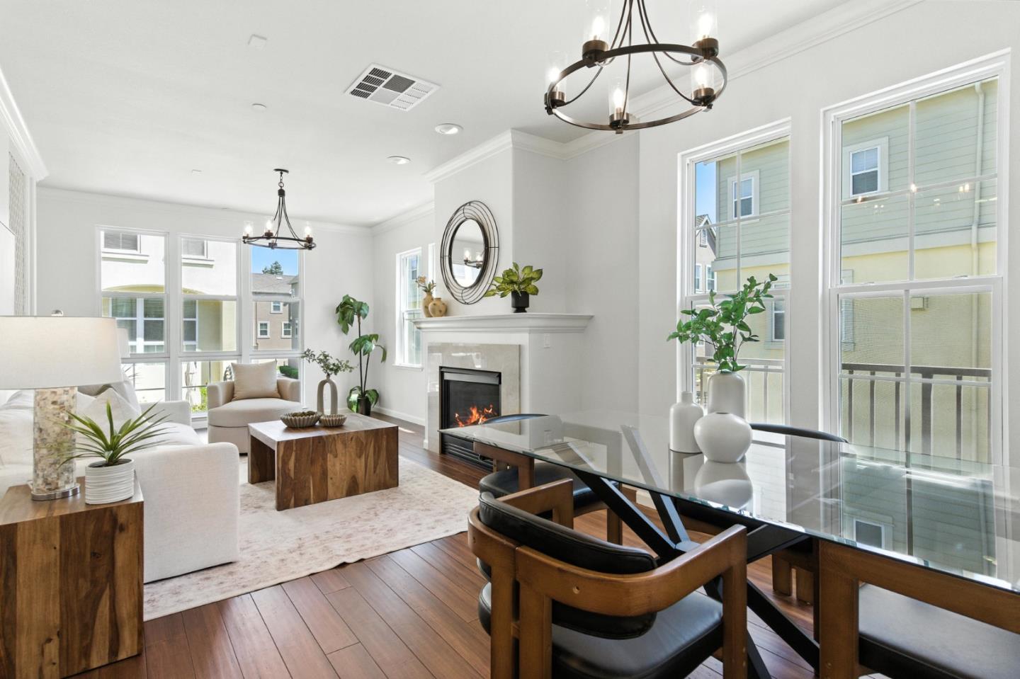 Detail Gallery Image 10 of 51 For 407 Timor Ter, Sunnyvale,  CA 94089 - 3 Beds | 2/1 Baths