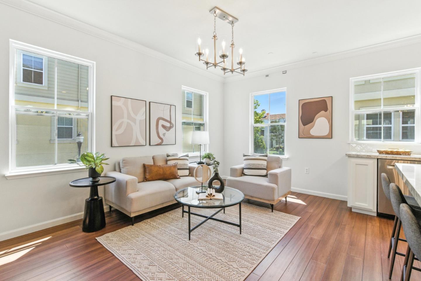 Detail Gallery Image 14 of 51 For 407 Timor Ter, Sunnyvale,  CA 94089 - 3 Beds | 2/1 Baths