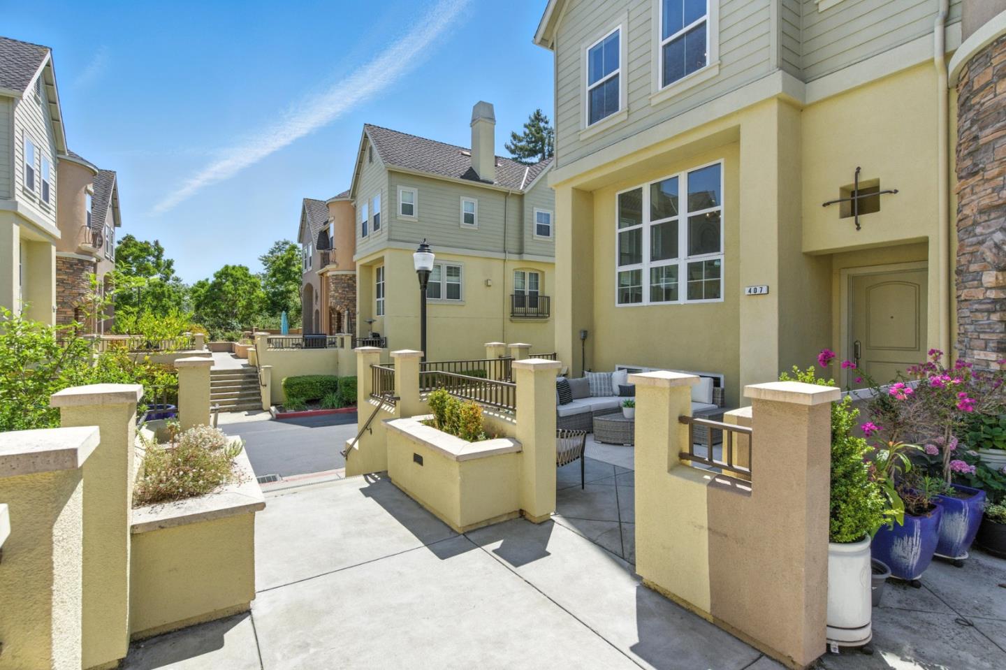 Detail Gallery Image 4 of 51 For 407 Timor Ter, Sunnyvale,  CA 94089 - 3 Beds | 2/1 Baths