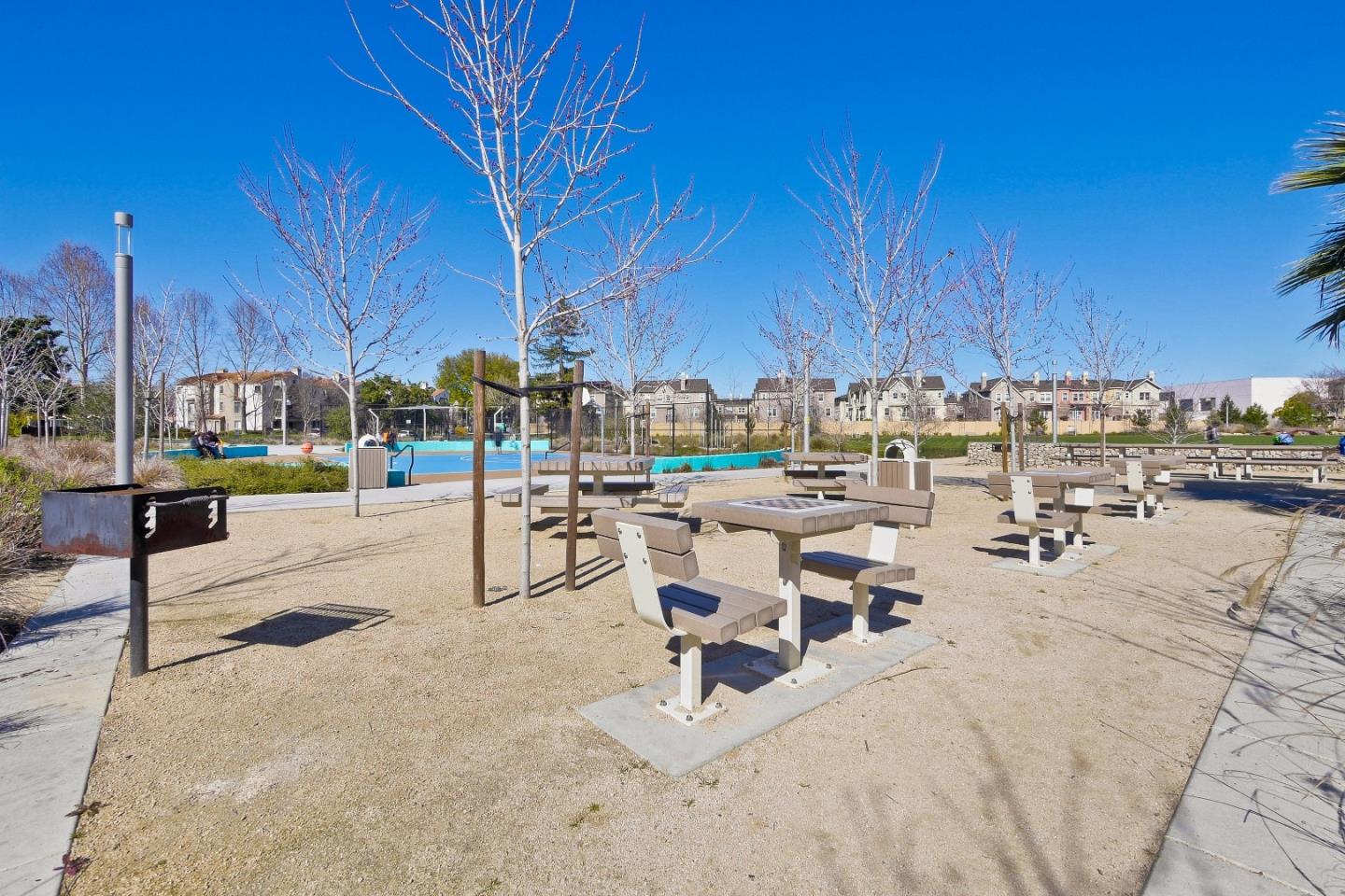 Detail Gallery Image 45 of 51 For 407 Timor Ter, Sunnyvale,  CA 94089 - 3 Beds | 2/1 Baths