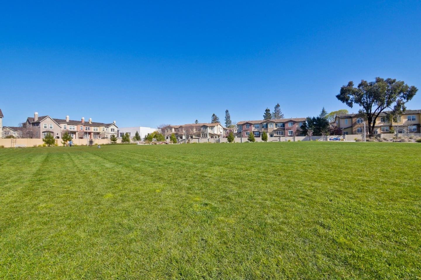 Detail Gallery Image 46 of 51 For 407 Timor Ter, Sunnyvale,  CA 94089 - 3 Beds | 2/1 Baths