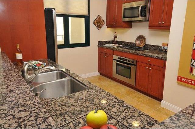 Detail Gallery Image 13 of 32 For 225 9th Ave #105,  San Mateo,  CA 94401 - 2 Beds | 2 Baths