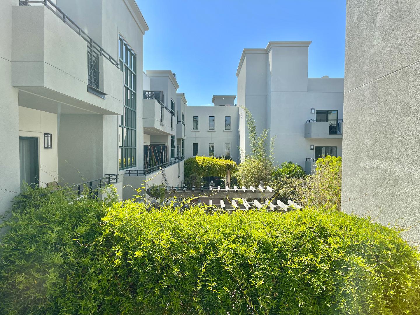 Detail Gallery Image 32 of 32 For 225 9th Ave #105,  San Mateo,  CA 94401 - 2 Beds | 2 Baths