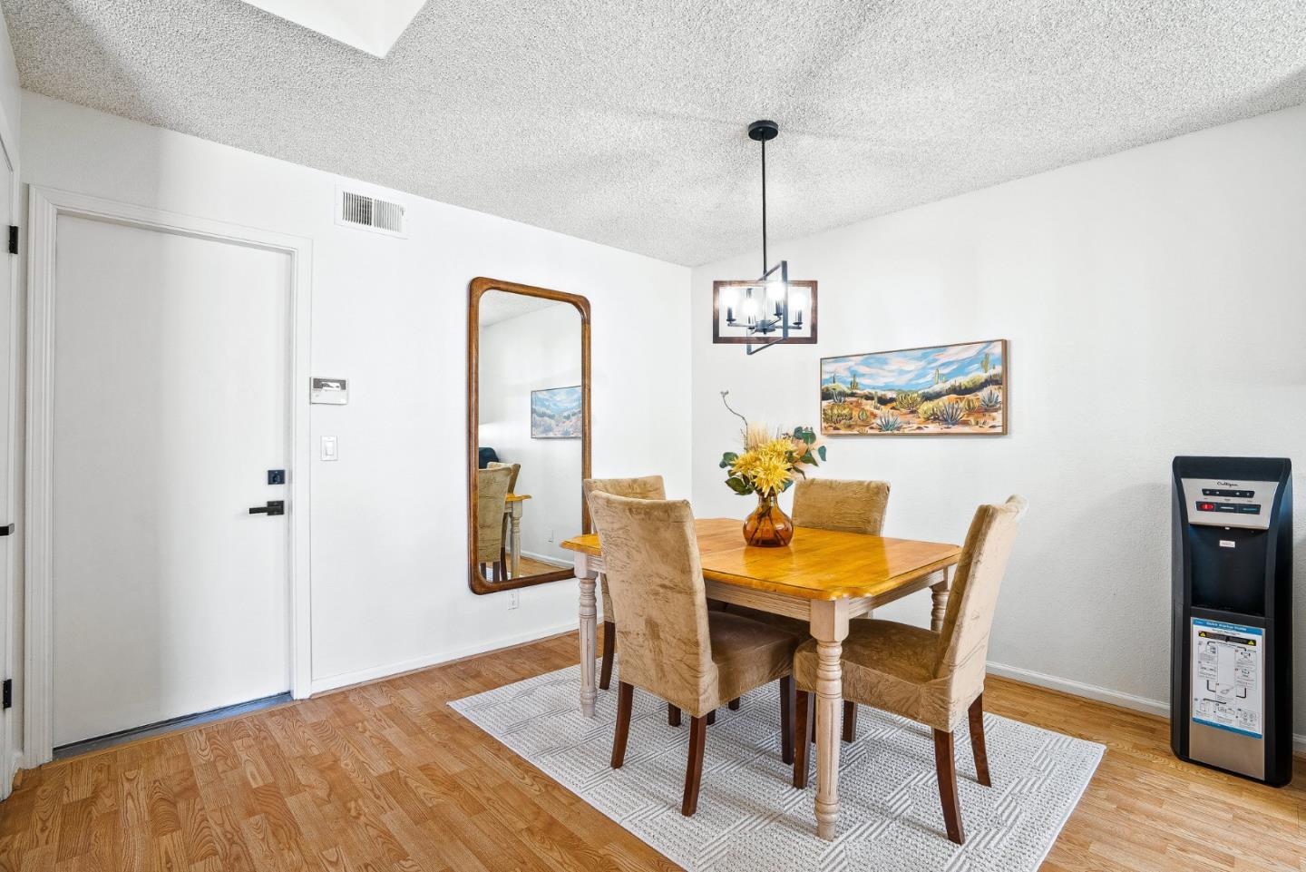 Detail Gallery Image 13 of 36 For 1138 Sherman Dr, Salinas,  CA 93907 - 3 Beds | 2 Baths