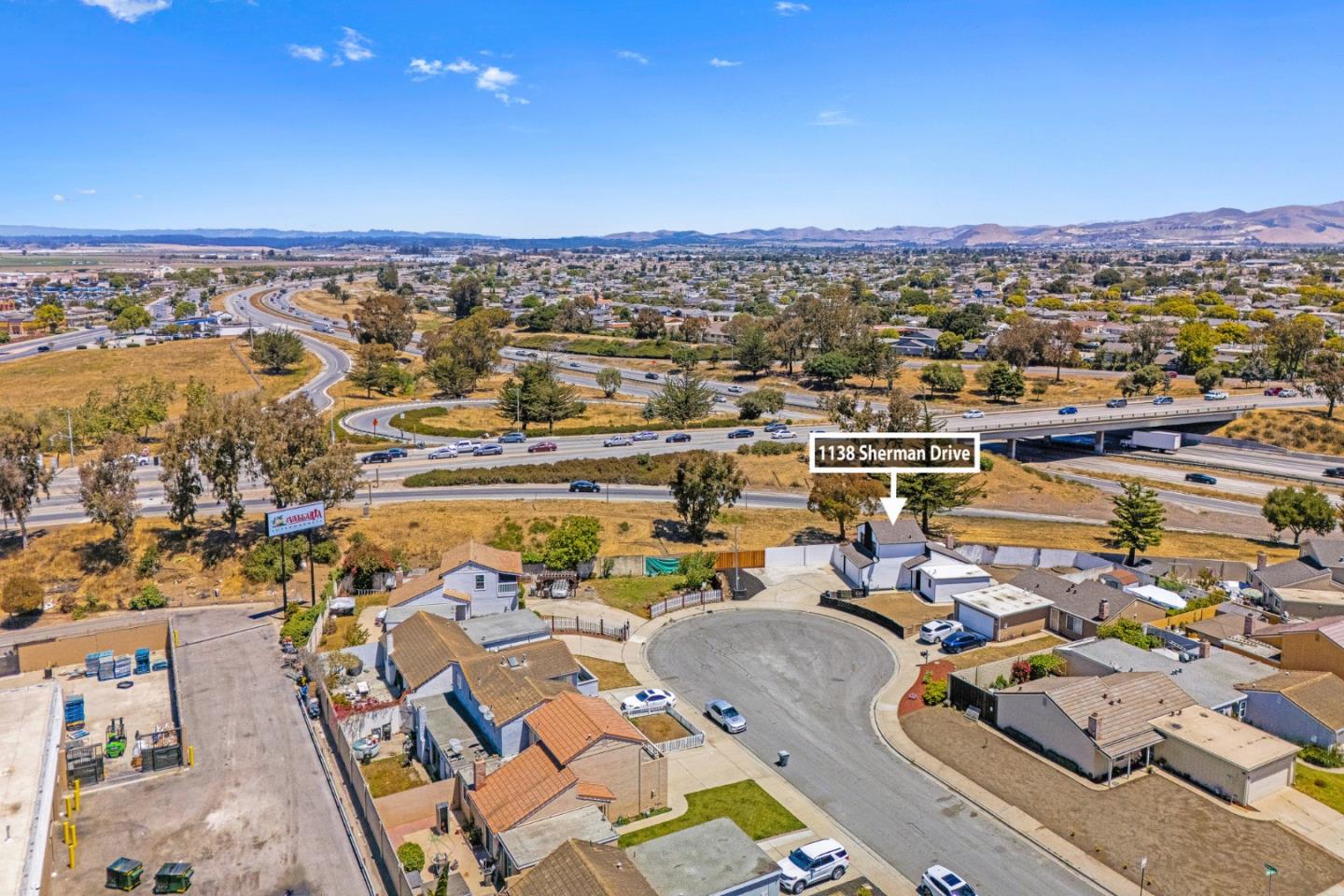 Detail Gallery Image 31 of 36 For 1138 Sherman Dr, Salinas,  CA 93907 - 3 Beds | 2 Baths