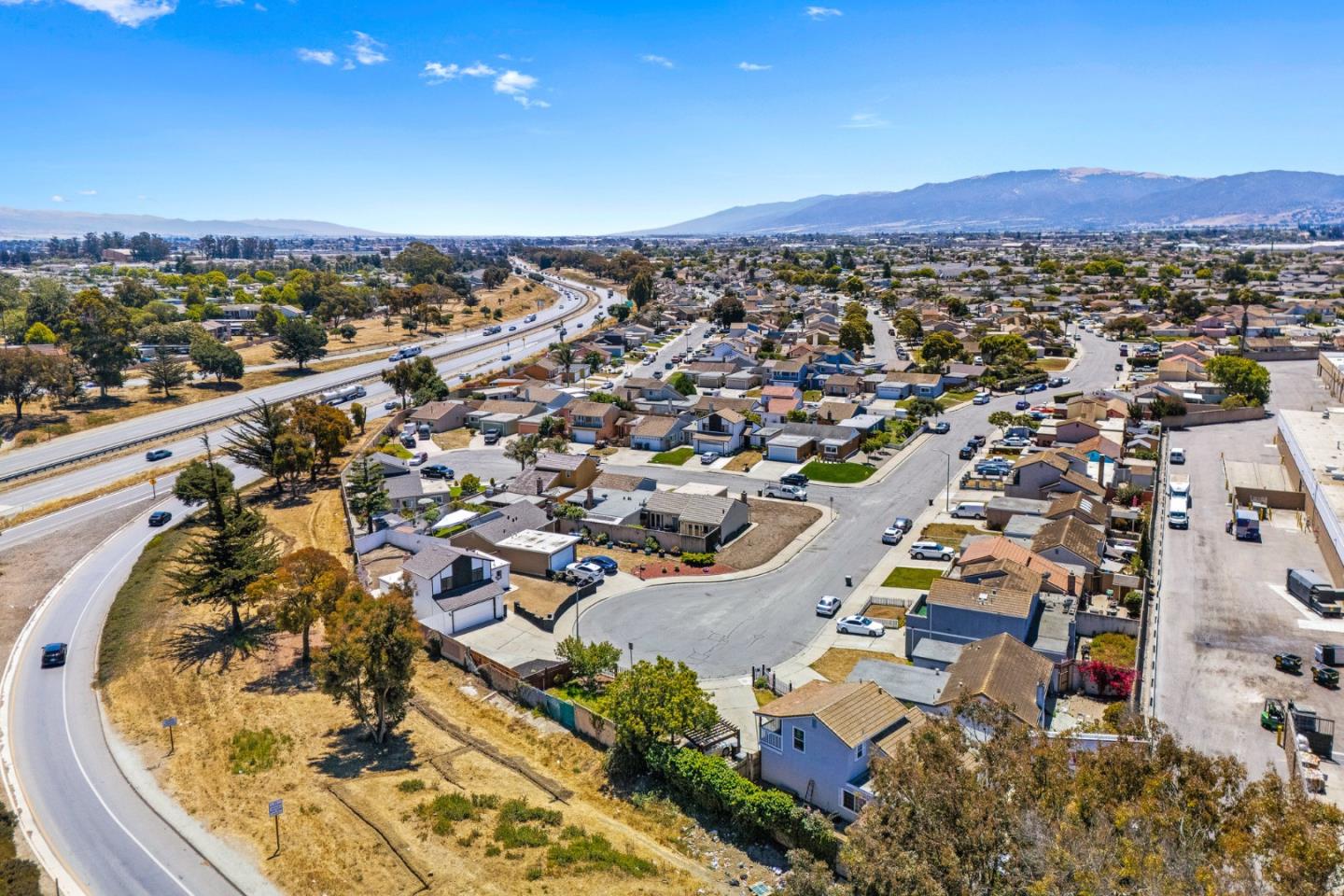 Detail Gallery Image 32 of 36 For 1138 Sherman Dr, Salinas,  CA 93907 - 3 Beds | 2 Baths
