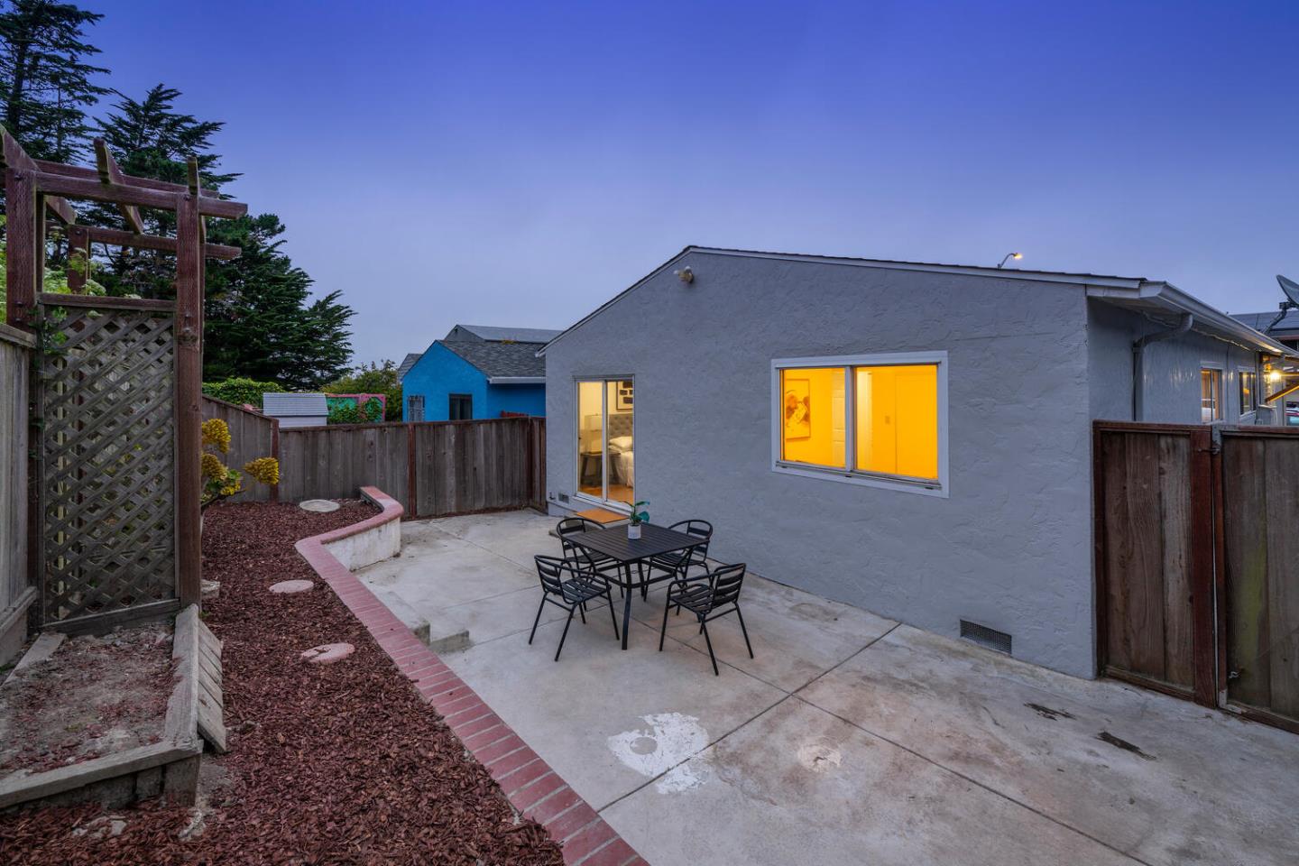 Detail Gallery Image 18 of 20 For 38 Hampshire Ave, Daly City,  CA 94015 - 3 Beds | 2 Baths