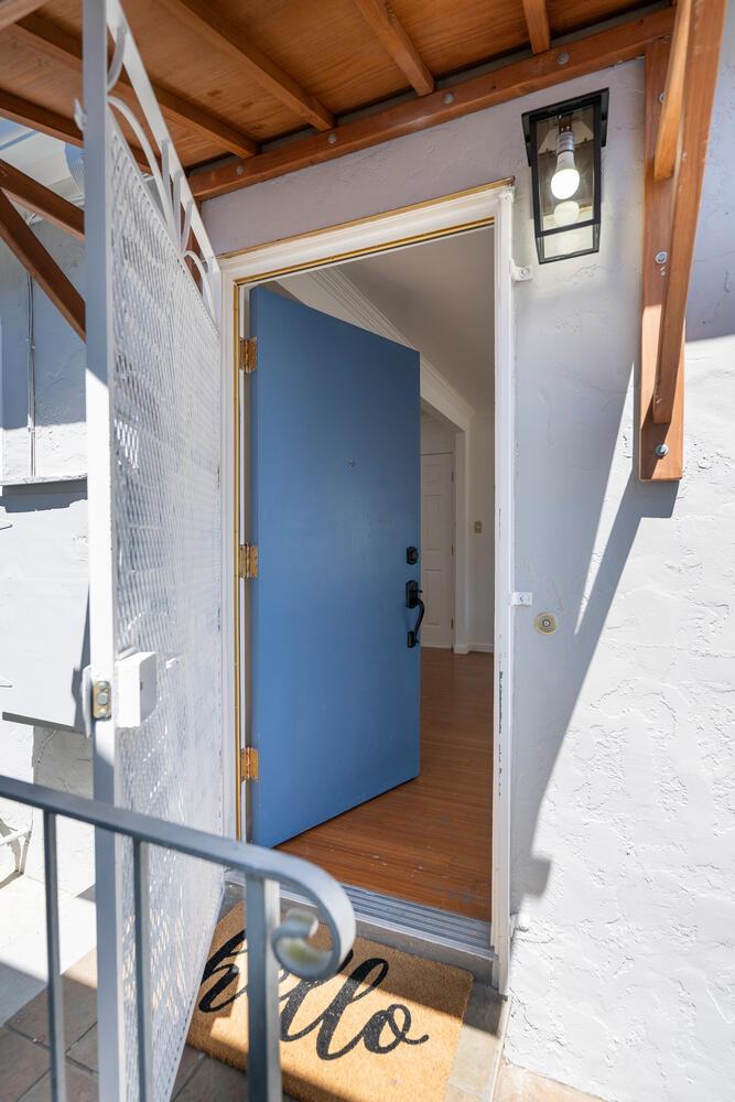 Detail Gallery Image 2 of 20 For 38 Hampshire Ave, Daly City,  CA 94015 - 3 Beds | 2 Baths