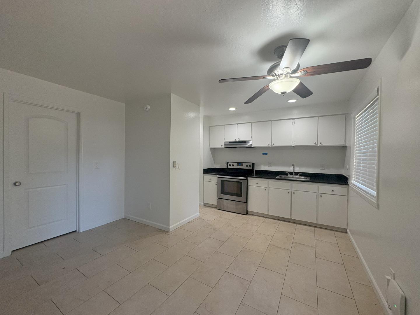 Detail Gallery Image 15 of 18 For 517 B St, San Rafael,  CA 94901 - – Beds | – Baths