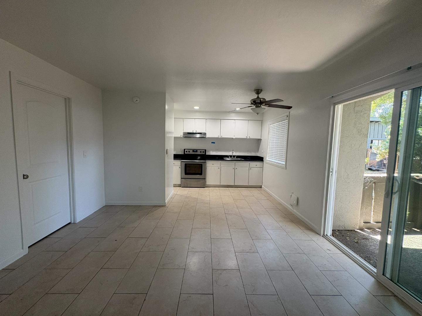 Detail Gallery Image 16 of 18 For 517 B St, San Rafael,  CA 94901 - – Beds | – Baths