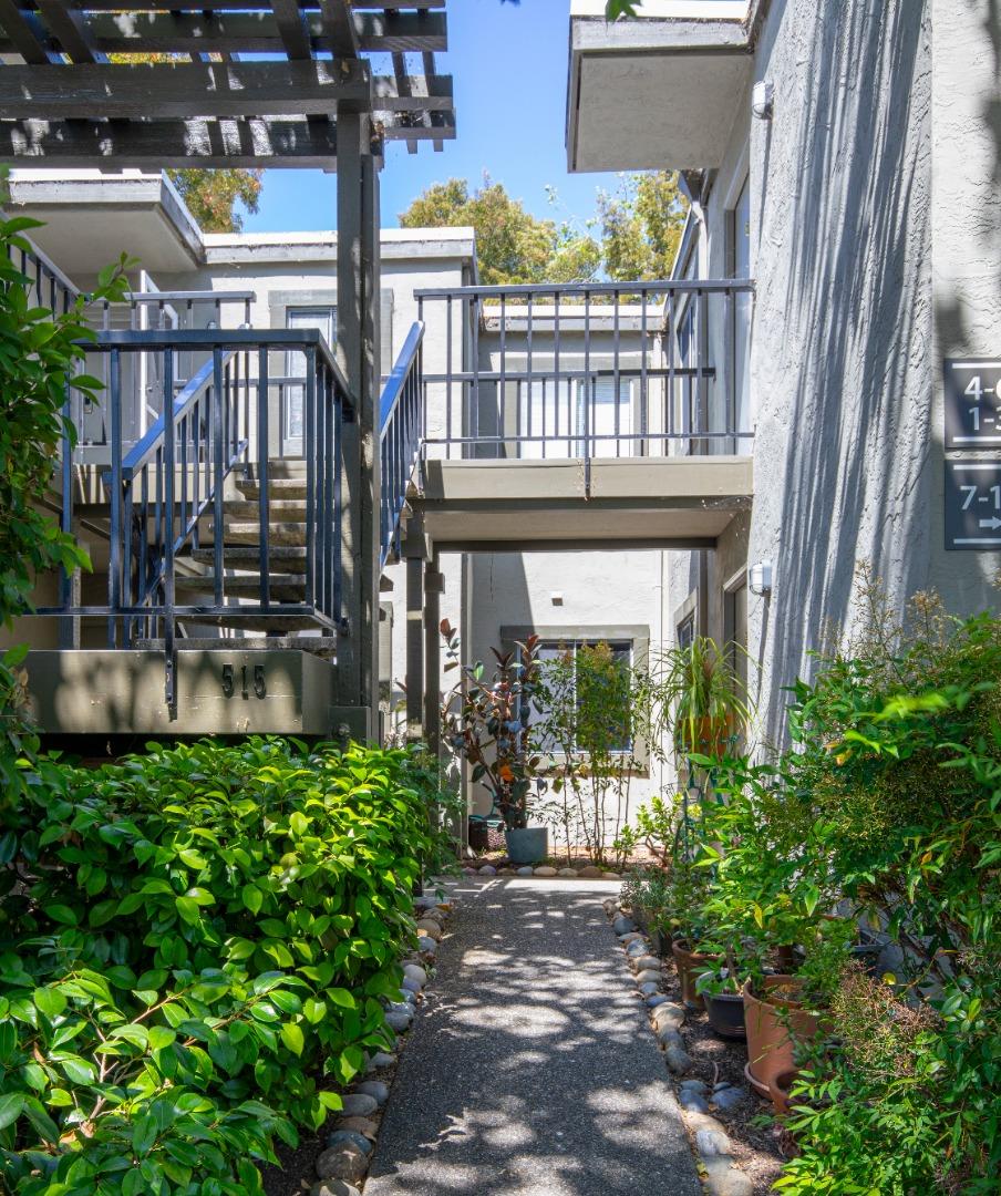 Detail Gallery Image 2 of 18 For 517 B St, San Rafael,  CA 94901 - – Beds | – Baths