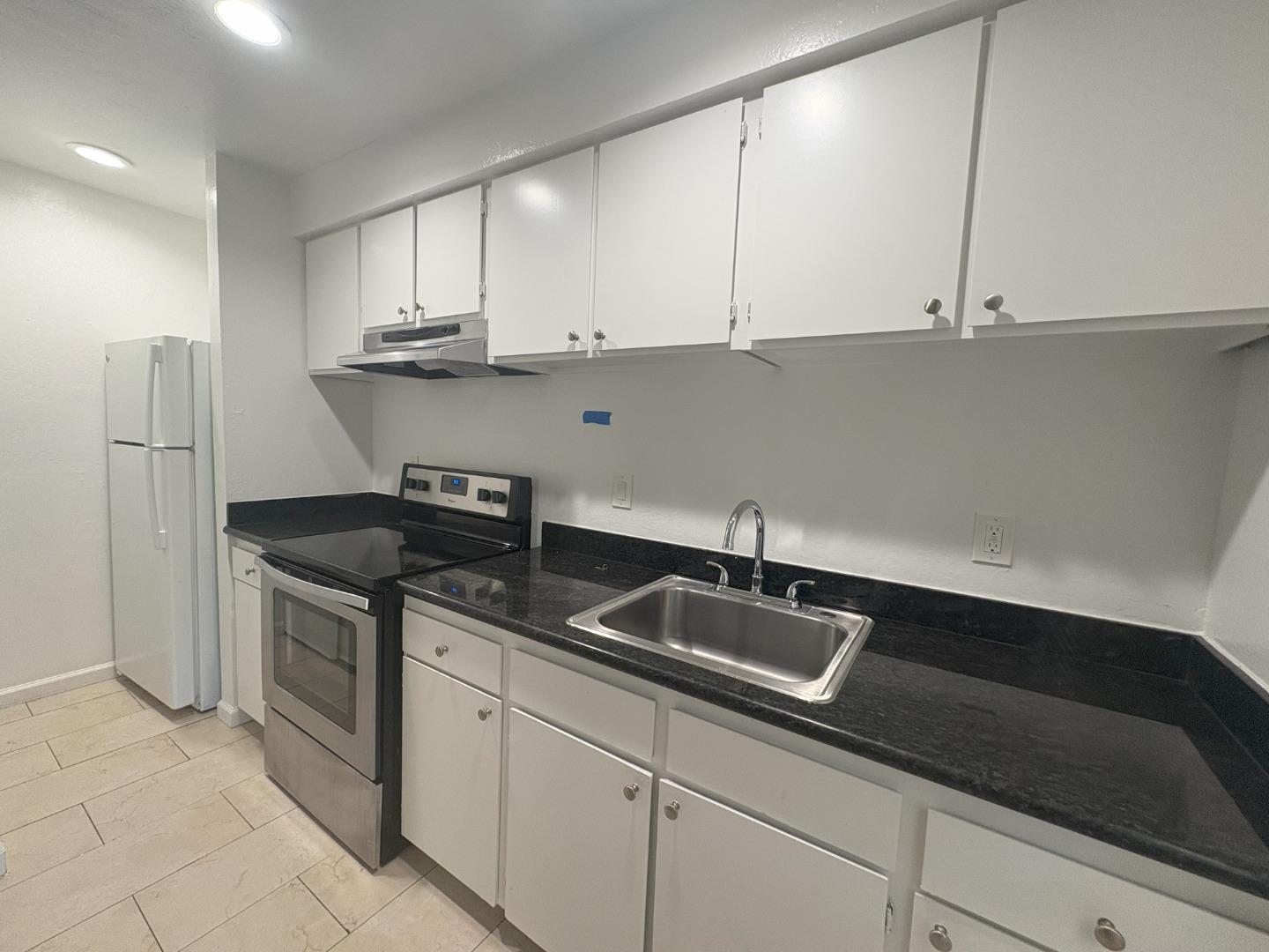 Detail Gallery Image 7 of 18 For 517 B St, San Rafael,  CA 94901 - – Beds | – Baths
