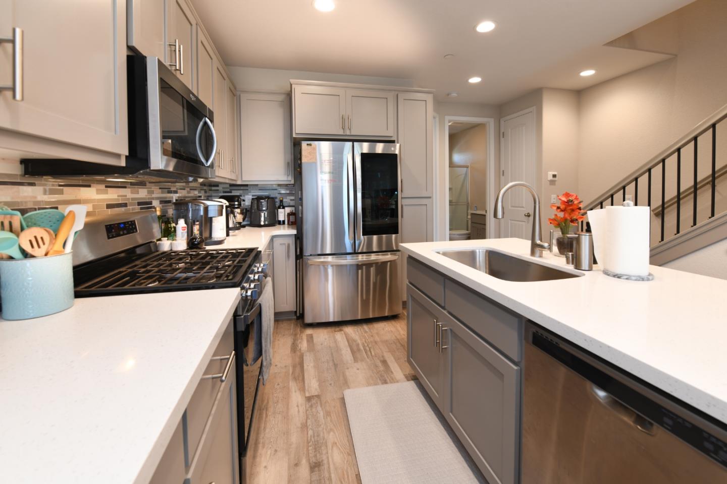 Detail Gallery Image 10 of 41 For 109 Laurel Knoll Dr, Martinez,  CA 94553 - 3 Beds | 3 Baths