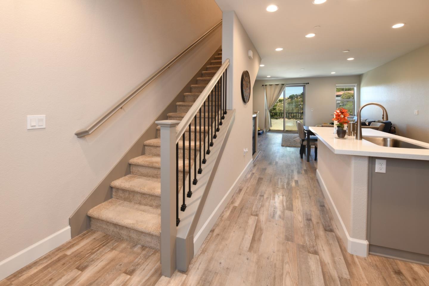 Detail Gallery Image 15 of 41 For 109 Laurel Knoll Dr, Martinez,  CA 94553 - 3 Beds | 3 Baths