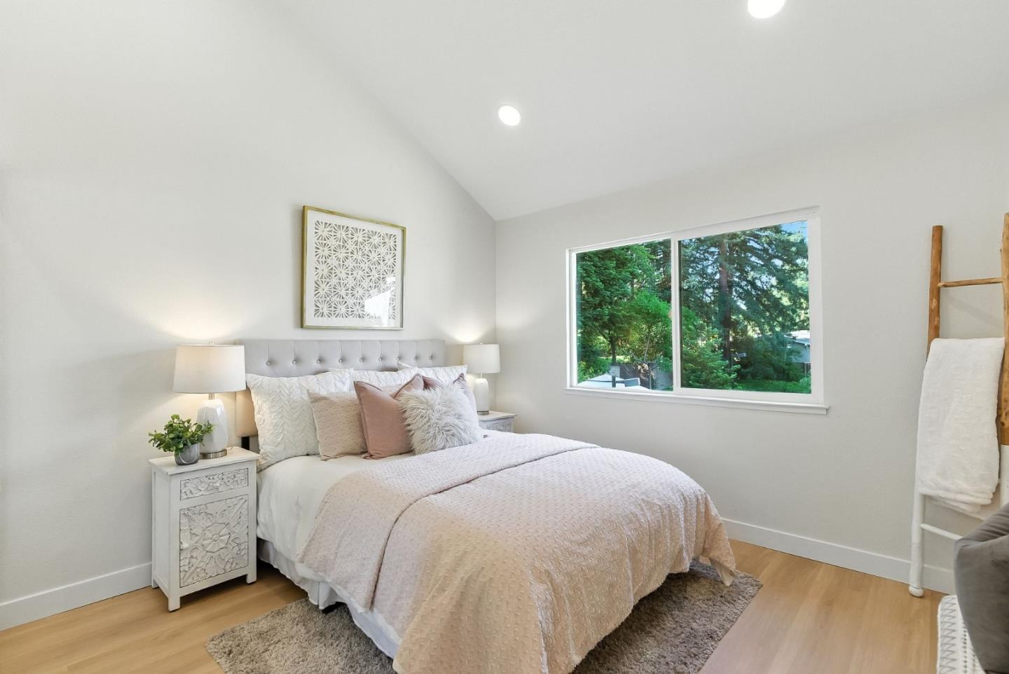 Detail Gallery Image 19 of 24 For 1477 Tyler Park Way, Mountain View,  CA 94040 - 3 Beds | 2/1 Baths