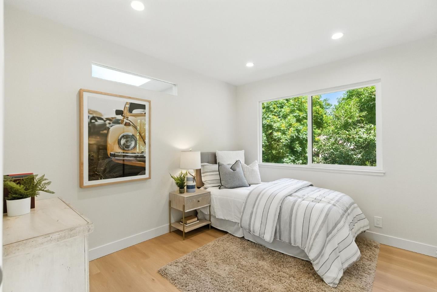 Detail Gallery Image 21 of 24 For 1477 Tyler Park Way, Mountain View,  CA 94040 - 3 Beds | 2/1 Baths