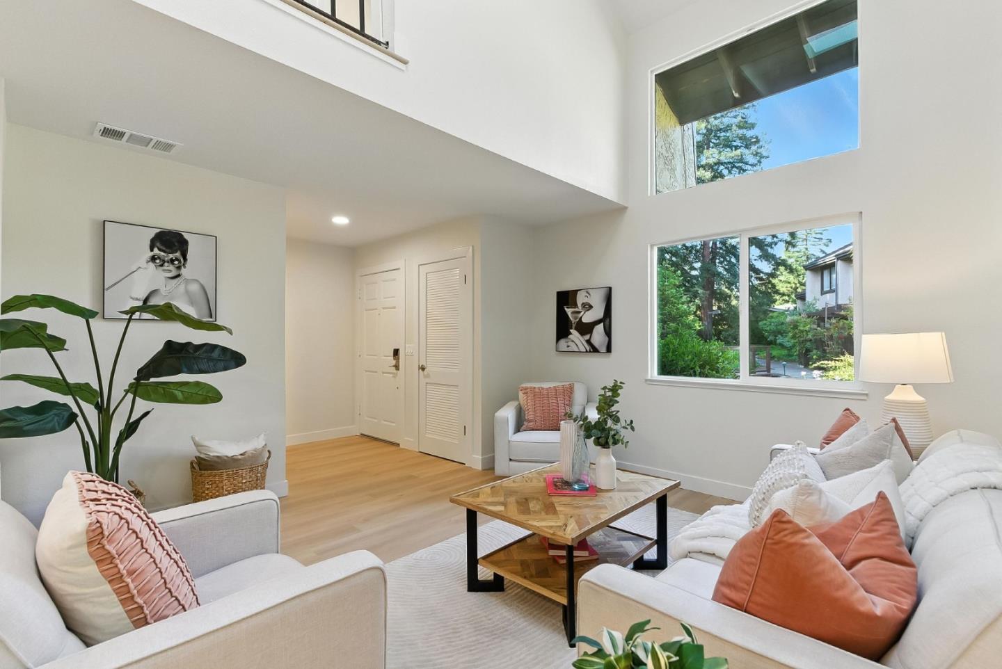 Detail Gallery Image 5 of 24 For 1477 Tyler Park Way, Mountain View,  CA 94040 - 3 Beds | 2/1 Baths