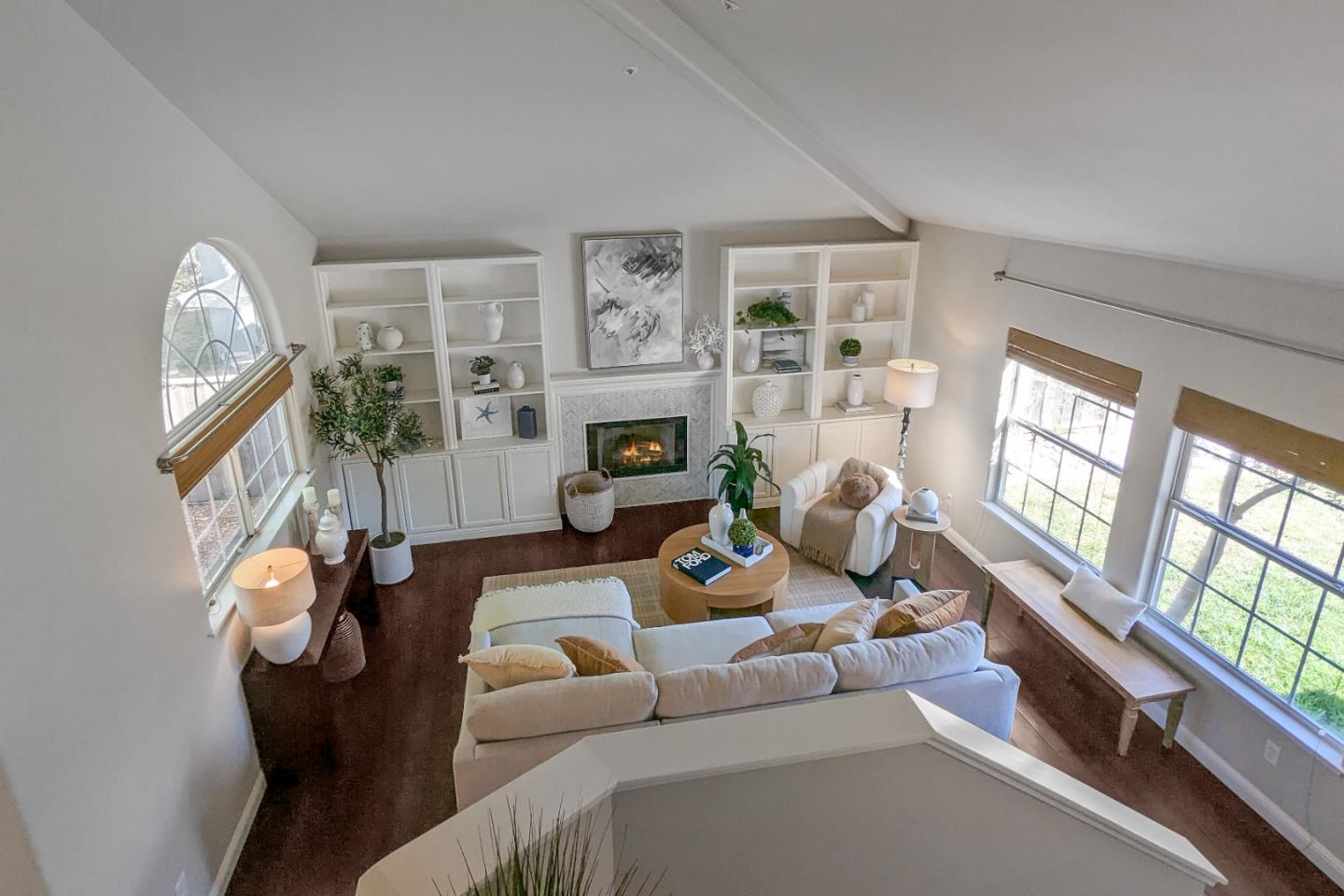 Detail Gallery Image 5 of 26 For 755 Eddy Ln, Santa Cruz,  CA 95062 - 3 Beds | 2/1 Baths