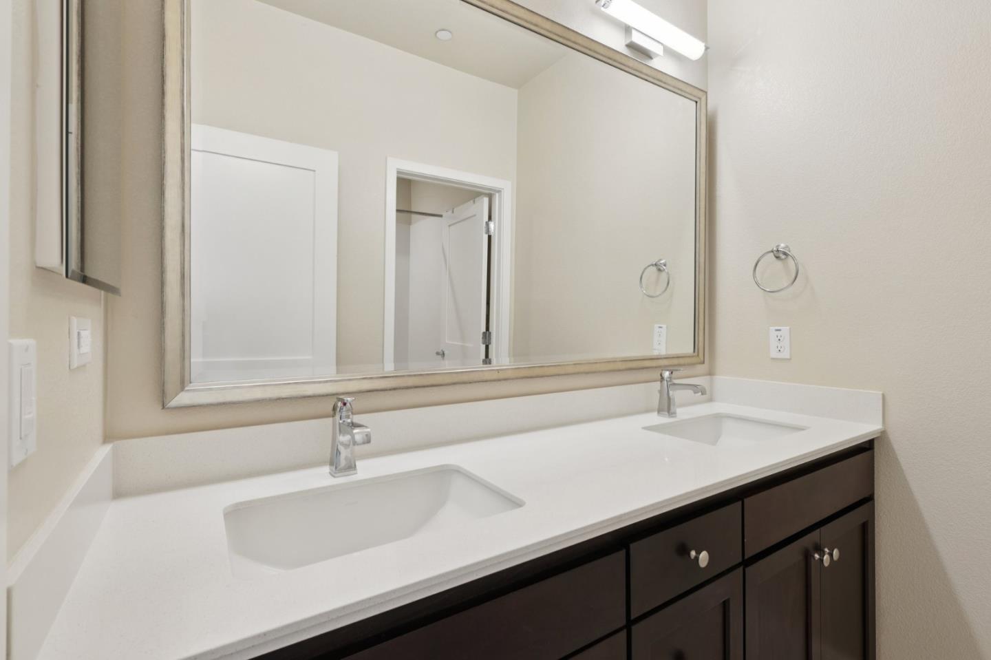 Detail Gallery Image 15 of 65 For 454 Persimmon Cmn #12,  Livermore,  CA 94551 - 3 Beds | 2/1 Baths