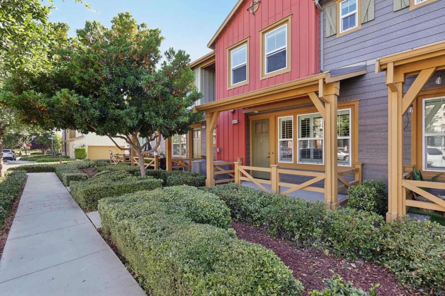 Detail Gallery Image 2 of 65 For 454 Persimmon Cmn #12,  Livermore,  CA 94551 - 3 Beds | 2/1 Baths
