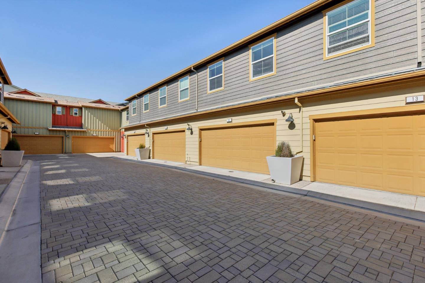 Detail Gallery Image 31 of 65 For 454 Persimmon Cmn #12,  Livermore,  CA 94551 - 3 Beds | 2/1 Baths