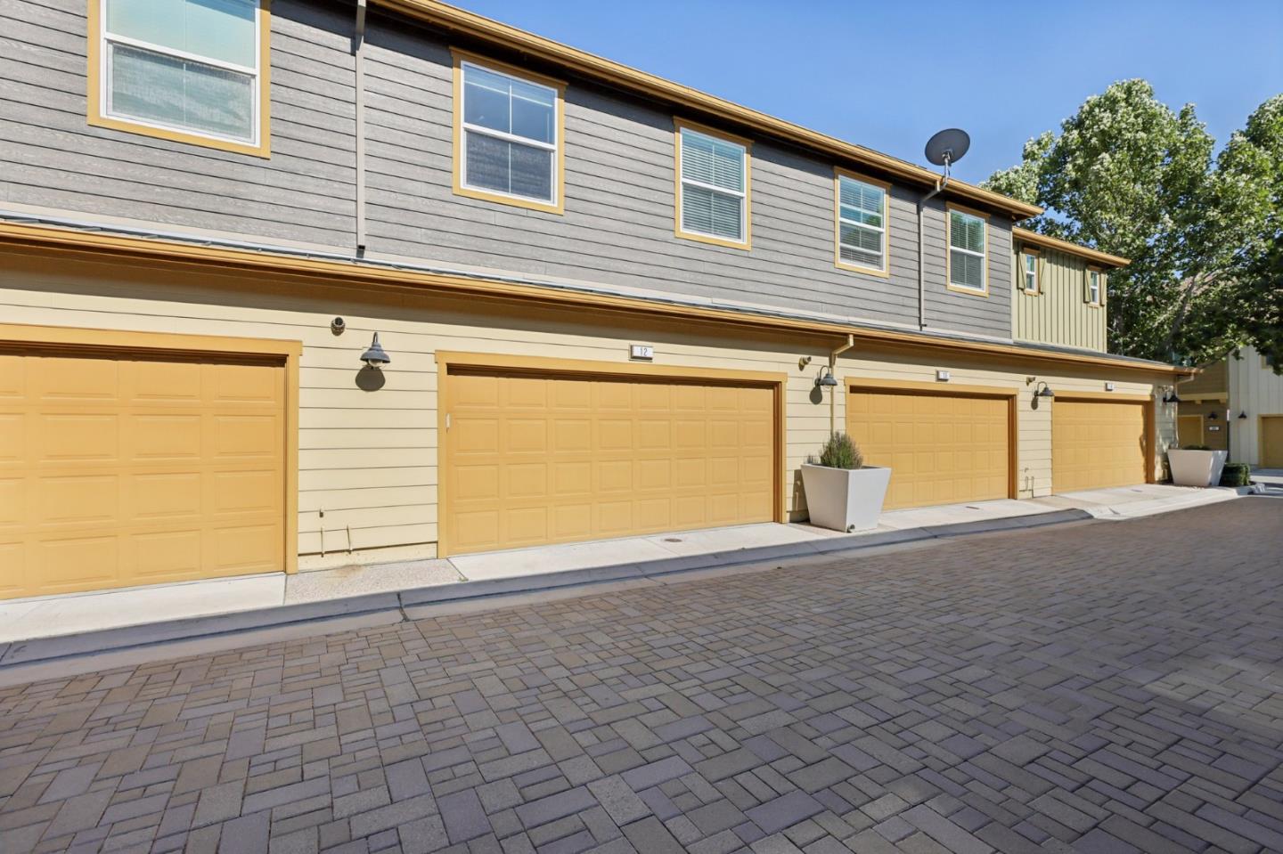 Detail Gallery Image 32 of 65 For 454 Persimmon Cmn #12,  Livermore,  CA 94551 - 3 Beds | 2/1 Baths
