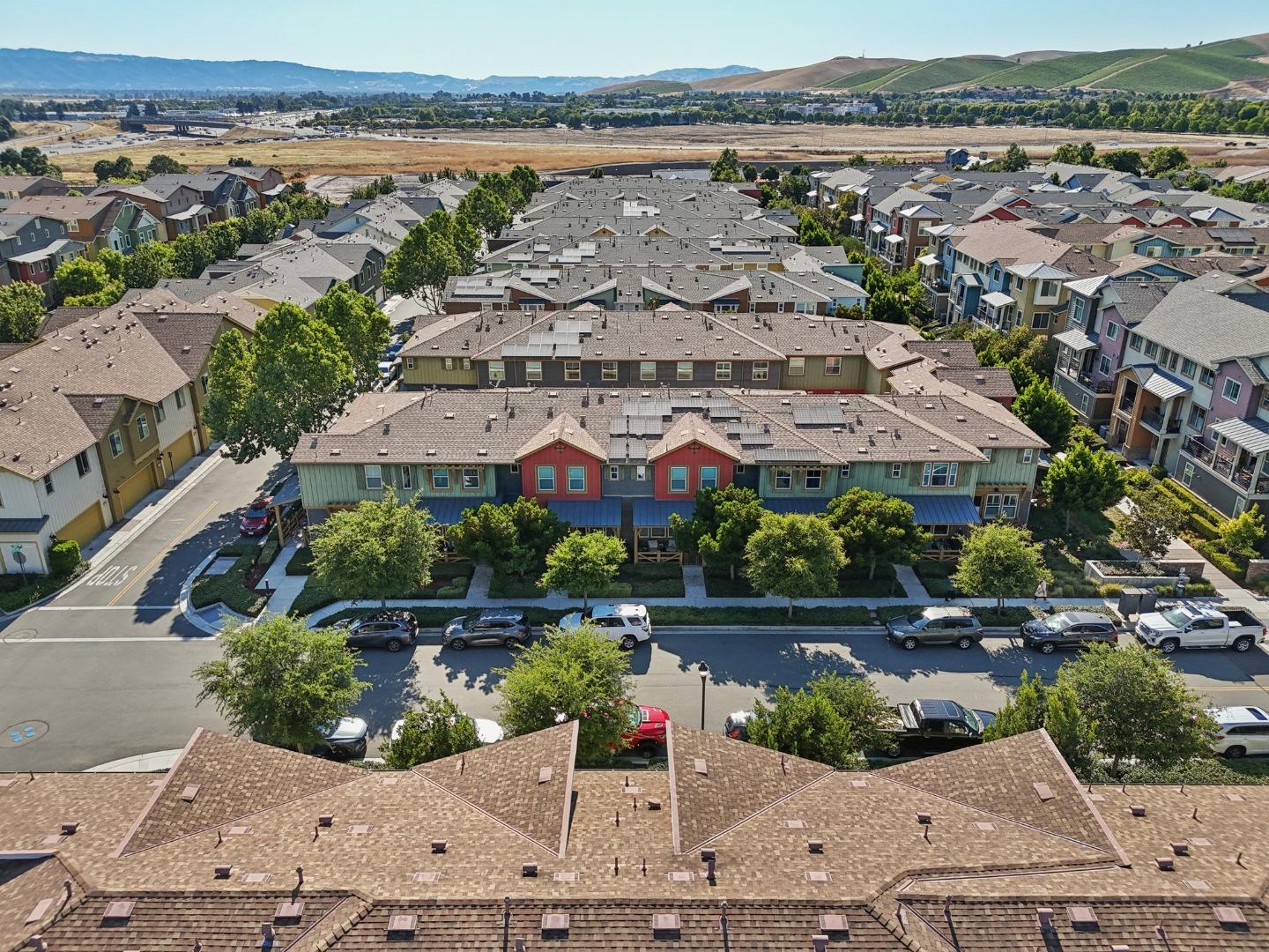 Detail Gallery Image 35 of 65 For 454 Persimmon Cmn #12,  Livermore,  CA 94551 - 3 Beds | 2/1 Baths
