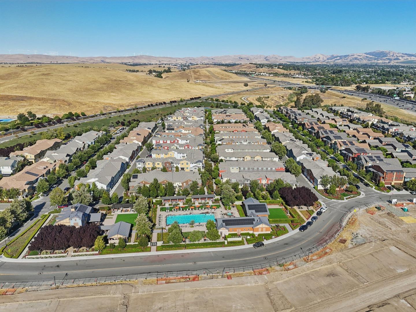 Detail Gallery Image 45 of 65 For 454 Persimmon Cmn #12,  Livermore,  CA 94551 - 3 Beds | 2/1 Baths