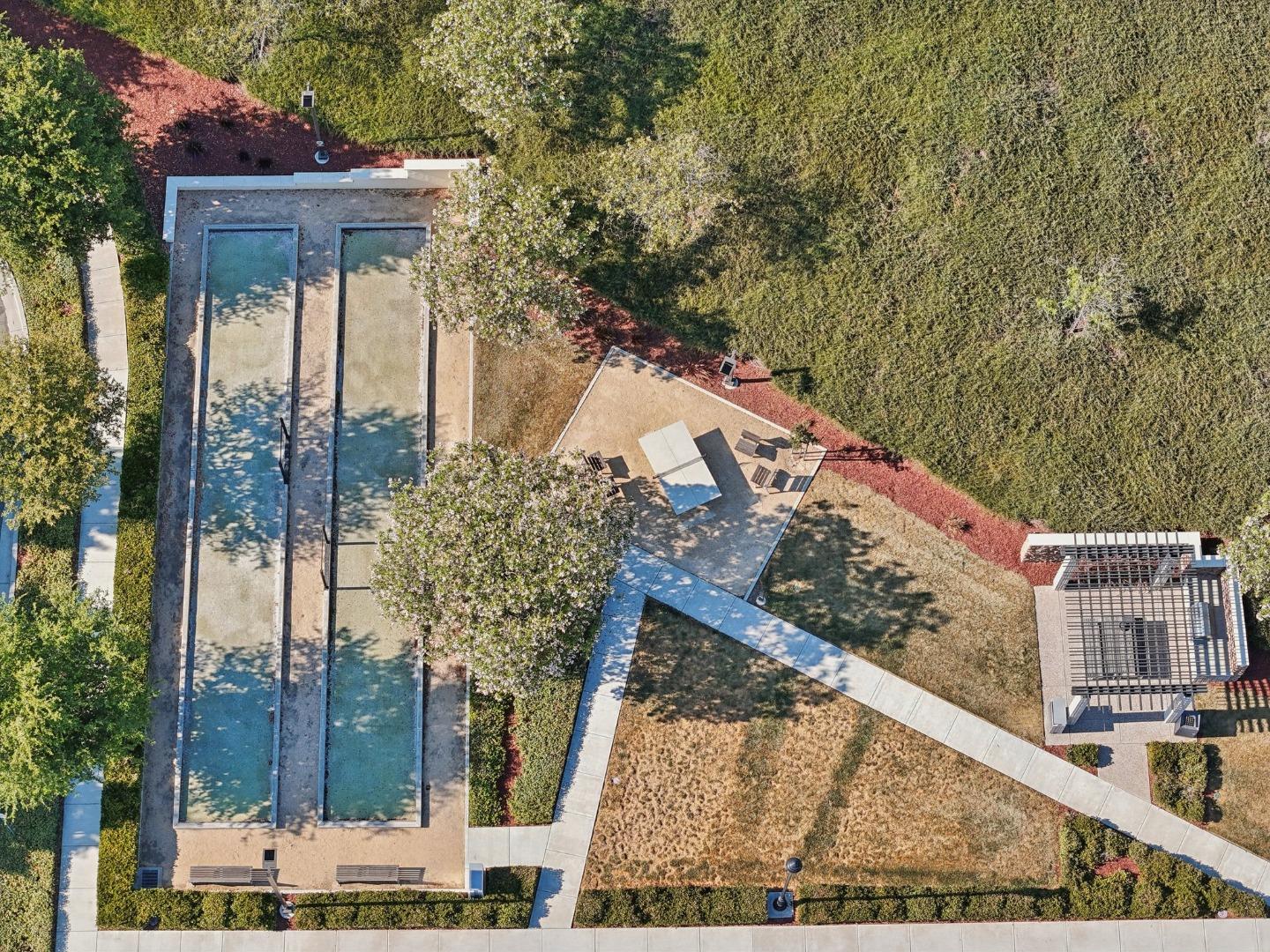 Detail Gallery Image 60 of 65 For 454 Persimmon Cmn #12,  Livermore,  CA 94551 - 3 Beds | 2/1 Baths