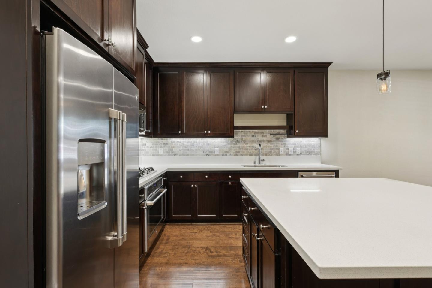 Detail Gallery Image 9 of 65 For 454 Persimmon Cmn #12,  Livermore,  CA 94551 - 3 Beds | 2/1 Baths
