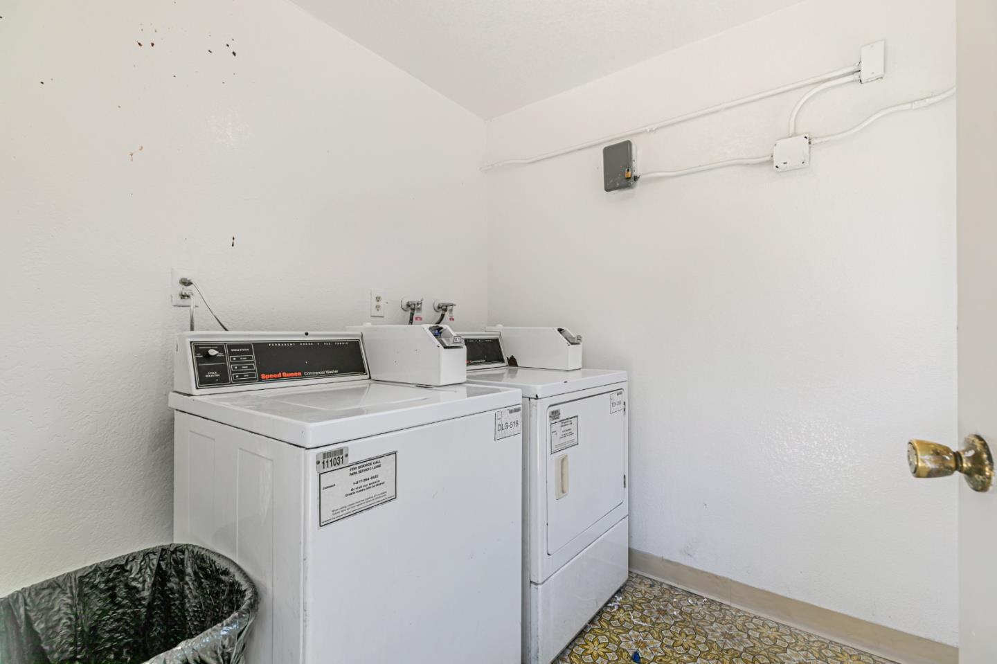 Detail Gallery Image 11 of 21 For 3588 Agate Dr, Santa Clara,  CA 95051 - – Beds | – Baths