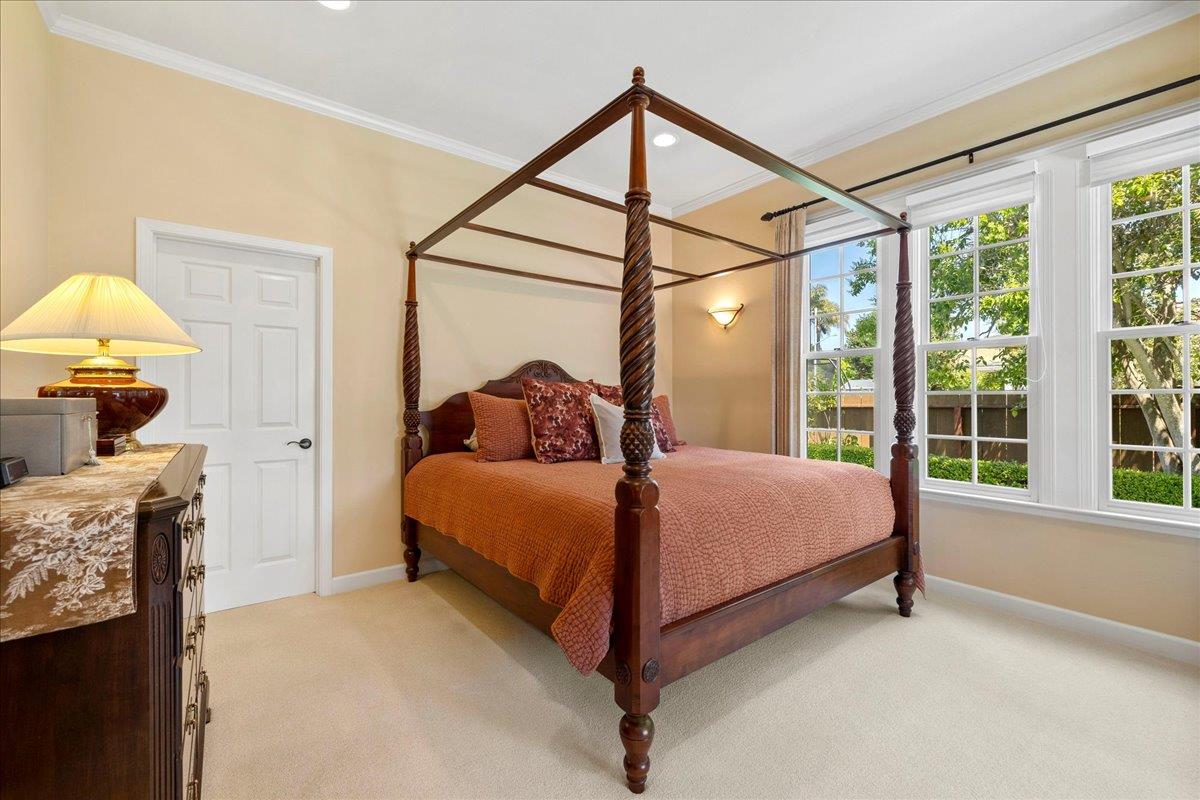 Detail Gallery Image 15 of 37 For 22310 Davenrich St, Salinas,  CA 93908 - 4 Beds | 2 Baths
