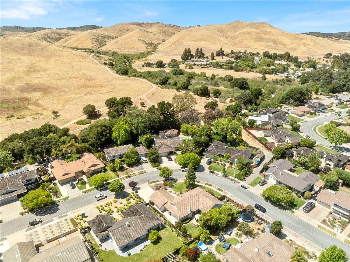 Detail Gallery Image 36 of 37 For 22310 Davenrich St, Salinas,  CA 93908 - 4 Beds | 2 Baths