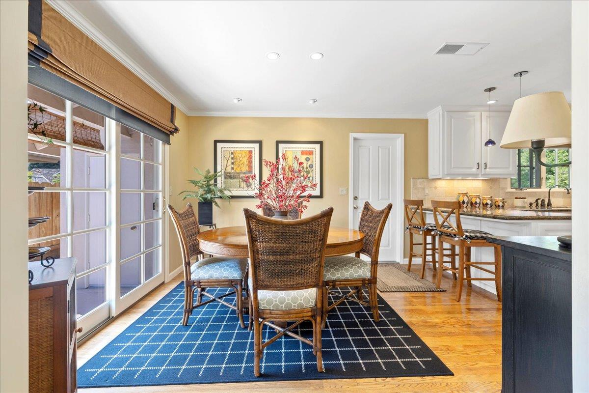 Detail Gallery Image 9 of 37 For 22310 Davenrich St, Salinas,  CA 93908 - 4 Beds | 2 Baths