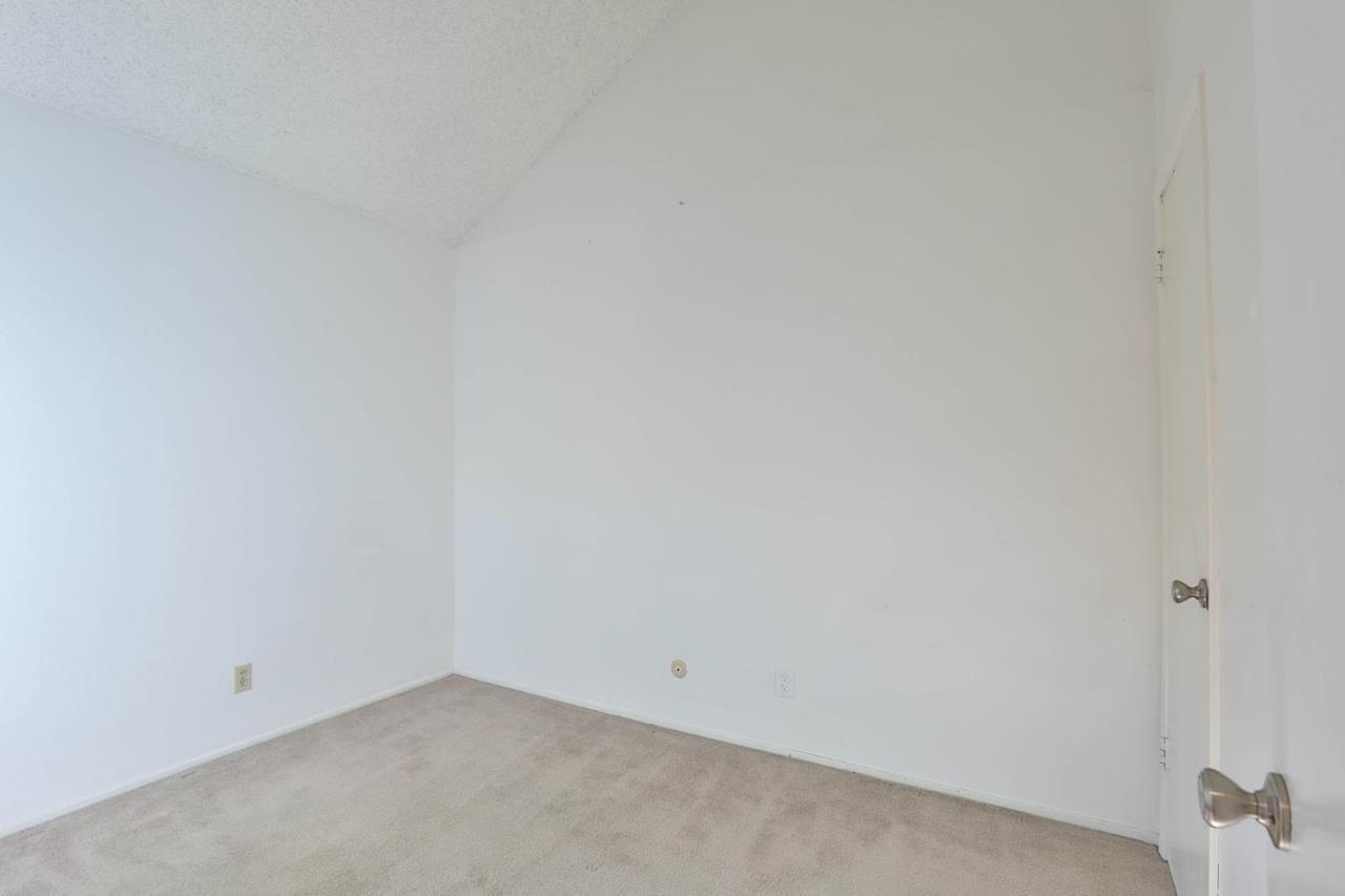 Detail Gallery Image 17 of 31 For 4047 Truckee Ct, San Jose,  CA 95136 - 3 Beds | 1/1 Baths