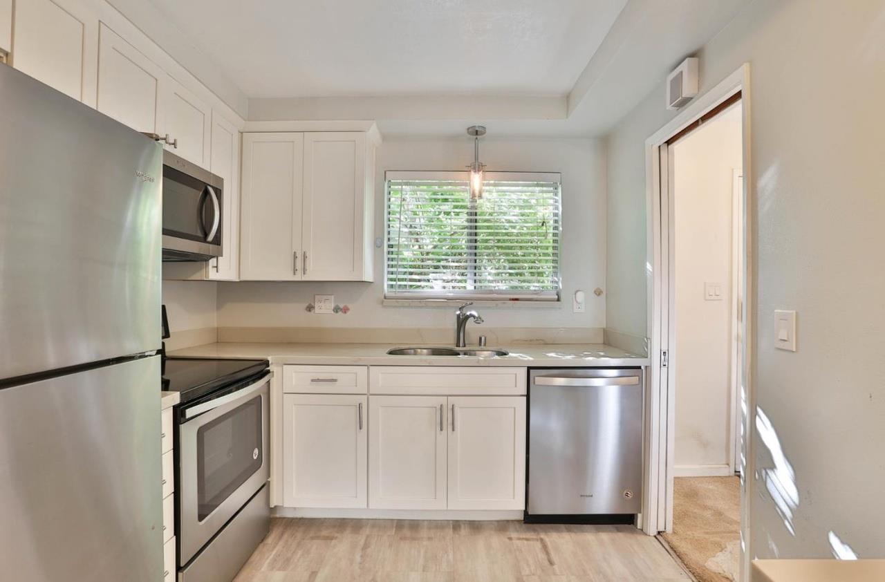 Detail Gallery Image 3 of 31 For 4047 Truckee Ct, San Jose,  CA 95136 - 3 Beds | 1/1 Baths