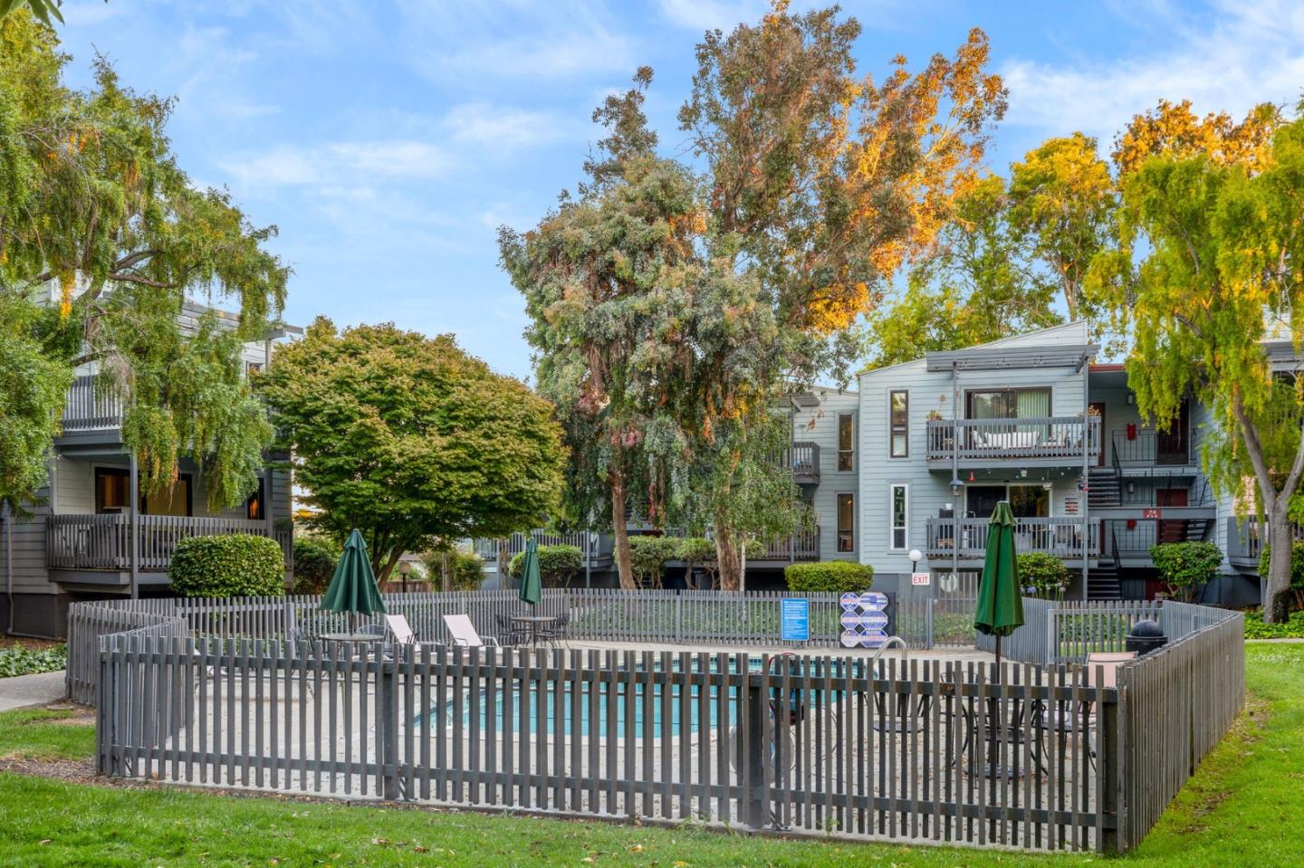 Detail Gallery Image 21 of 27 For 58 Laurie Meadows Dr #3,  San Mateo,  CA 94403 - 2 Beds | 2 Baths