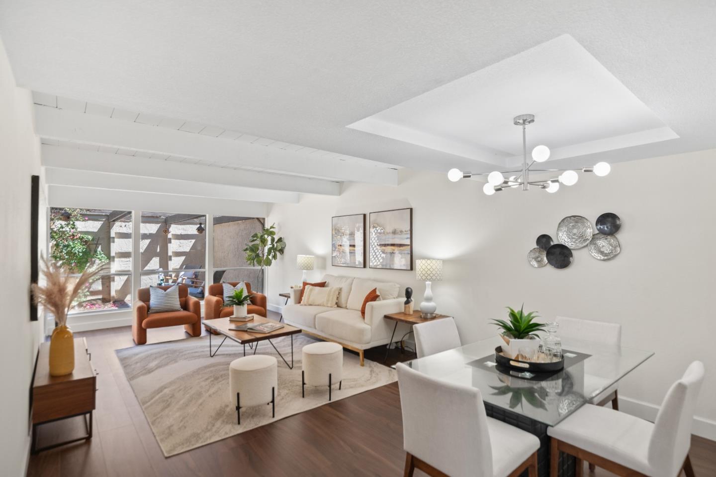 Detail Gallery Image 2 of 32 For 512 S Cascade Ter, Sunnyvale,  CA 94087 - 3 Beds | 2/1 Baths