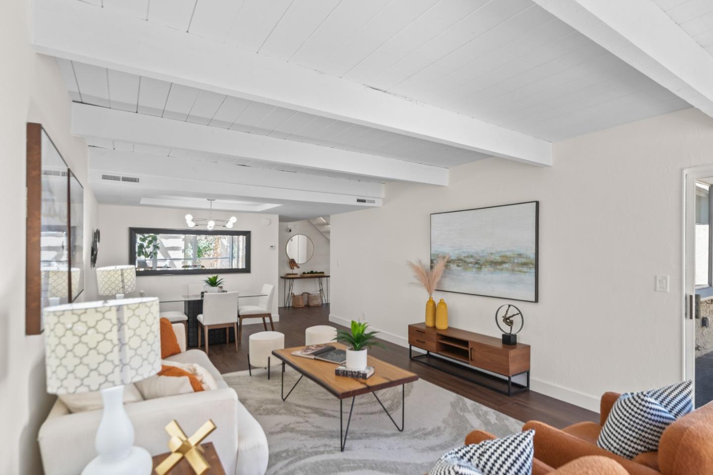 Detail Gallery Image 5 of 32 For 512 S Cascade Ter, Sunnyvale,  CA 94087 - 3 Beds | 2/1 Baths